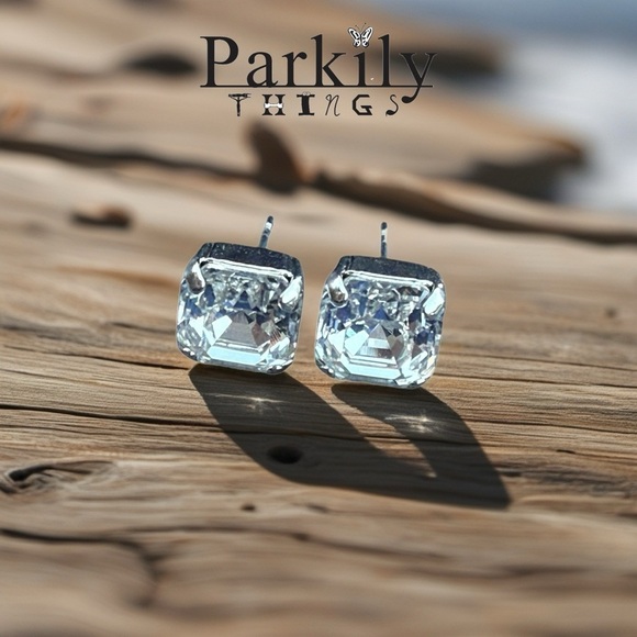 Jewelry - Handcrafted post earrings with genuine Swarovski crystal